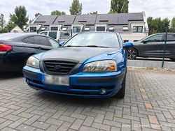 Blau Gebraucht 2004 Hyundai Elantra Limousine | 1.699 €
