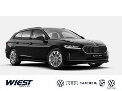 Ebony schwarz metallic Gebraucht 2025 Skoda Superb Selection Kombi | 41.850 €