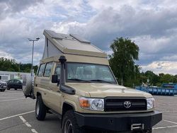 Beige Gebraucht 2012 Toyota Land Cruiser SUV | 89.900 €