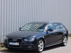 Blau Gebraucht 2015 Audi A4 Attraction Kombi | 14.480 € (Guter Preis)