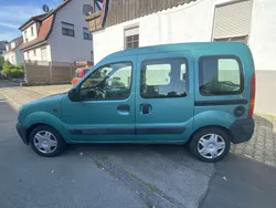 Grün Gebraucht 2005 Renault Kangoo Expression Van / Kleinbus | 2.300 € (Fairer Preis)