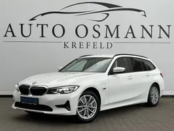 Andere Gebraucht 2022 BMW 330 Advantage Kombi | 27.950 €