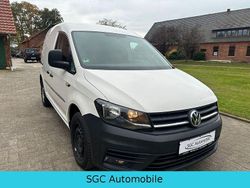 Weiß Gebraucht 2017 VW Caddy Van / Kleinbus | 6.995 € (Guter Preis)