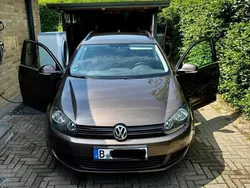Braun Gebraucht 2012 VW Golf VI Kombi | 4.000 € (Guter Preis)