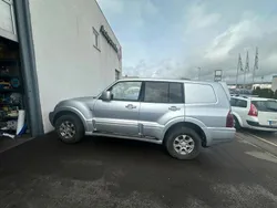 Silber Gebraucht 2004 Mitsubishi Pajero SUV | 4.000 €