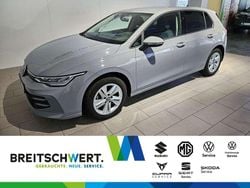 Grau Gebraucht 2024 VW Golf VIII Life Limousine | 28.950 € (Etwas zu teuer)