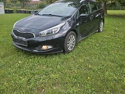 Schwarz Gebraucht 2013 Kia Ceed 2 Limousine | 2.000 € (Superpreis)