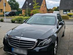 Schwarz Gebraucht 2019 Mercedes E200 Kombi | 15.000 € (Fairer Preis)