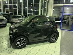 Schwarz Gebraucht 2016 Smart ForTwo Cabrio Basis Cabrio | 10.500 € (Fairer Preis)