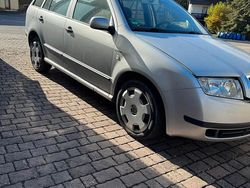 Silber Gebraucht 2004 Skoda Fabia Kleinwagen | 299 € (Superpreis)