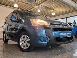 Blau Gebraucht 2010 Citroën Berlingo Van / Kleinbus | 7.990 € (Teuer)