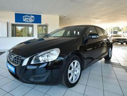 Schwarz Gebraucht 2011 Volvo V60 Kinetic Kombi | 8.980 € (Fairer Preis)