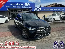 Kosmossschwarz Gebraucht 2024 Mercedes GLA200 AMG line SUV | 44.990 € (Etwas zu teuer)