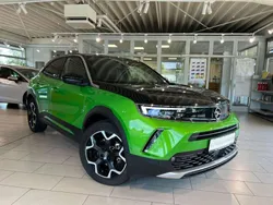 Matcha green/ikone gruen Gebraucht 2021 Opel Mokka-e Ultimate SUV | 20.990 € (Etwas zu teuer)