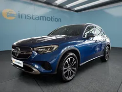 Blau Gebraucht 2025 Mercedes GLC200 SUV | 56.199 € (Etwas zu teuer)