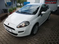 Weiß Gebraucht 2012 Fiat Punto More Kleinwagen | 3.999 € (Etwas zu teuer)