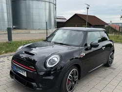 Schwarz Gebraucht 2018 Mini John Cooper Works Kleinwagen | 19.000 € (Fairer Preis)
