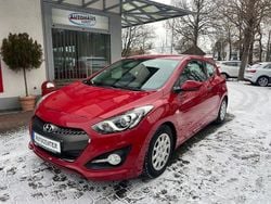 Rot Gebraucht 2014 Hyundai i30 Classic Limousine | 5.500 € (Superpreis)