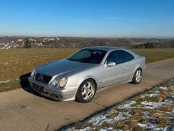Silber Gebraucht 2002 Mercedes CLK200 Avantgarde Coupé | 2.300 € (Superpreis)
