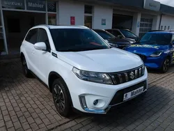 Weiß Gebraucht 2020 Suzuki Vitara Comfort+ SUV | 22.499 € (Teuer)