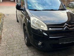 Schwarz Gebraucht 2009 Citroën Berlingo Van / Kleinbus | 3.000 € (Teuer)