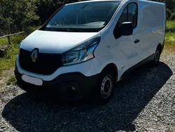 Grau Gebraucht 2015 Renault Trafic Van | 16.700 € (Teuer)