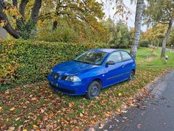 Blau Gebraucht 2006 Seat Ibiza Kleinwagen | 1.100 € (Fairer Preis)