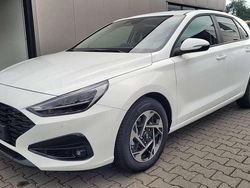 Weiß Neu 2025 Hyundai i30 Limousine | 22.490 € (Superpreis)