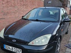 Schwarz Gebraucht 2003 Ford Focus Limousine | 900 € (Fairer Preis)