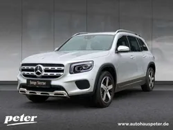 Mercedes GLB180