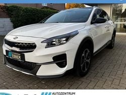 Weiss Gebraucht 2021 Kia XCeed Spirit SUV | 19.681 € (Fairer Preis)