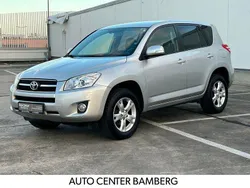 Grau Gebraucht 2009 Toyota RAV4 Sol SUV | 8.840 € (Fairer Preis)