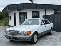 Weiß Gebraucht 1986 Mercedes 560 Limousine | 48.850 €
