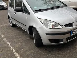 Silber Gebraucht 2004 Mitsubishi Colt Kleinwagen | 2.100 € (Etwas zu teuer)