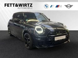 Grau Gebraucht 2024 Mini Cooper Kleinwagen | 31.900 € (Etwas zu teuer)