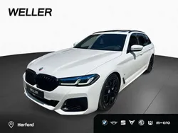 Weiß Gebraucht 2022 BMW 530 Performance Kombi | 42.880 € (Etwas zu teuer)