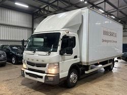 Weiß Gebraucht 2017 Mitsubishi Canter Limousine | 19.900 € (Fairer Preis)