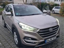 Beige Gebraucht 2018 Hyundai Tucson Premium SUV | 15.490 € (Guter Preis)