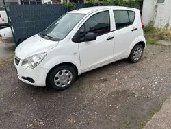 Weiß Gebraucht 2010 Opel Agila Limousine | 3.300 € (Fairer Preis)