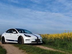 Weiß Gebraucht 2022 Tesla Model 3 Performance Limousine | 29.999 € (Guter Preis)