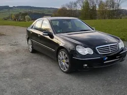 Schwarz Gebraucht 2006 Mercedes C180 Avantgarde Limousine | 2.800 € (Guter Preis)