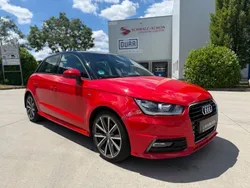 Rot Gebraucht 2015 Audi A1 Sportback S-Line Kleinwagen | 10.999 € (Fairer Preis)