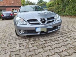 Grau Gebraucht 2010 Mercedes SLK200 Cabrio | 12.999 € (Fairer Preis)