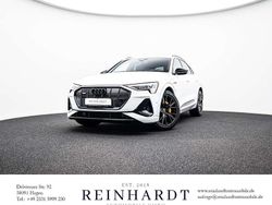 Gletscherweiß metallic Gebraucht 2022 Audi e-tron Sportback Black Edition SUV | 38.595 € (Superpreis)