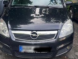 Schwarz Gebraucht 2007 Opel Zafira Van / Kleinbus | 2.300 € (Guter Preis)