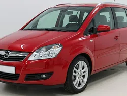 Rot Gebraucht 2011 Opel Zafira Innovation Van / Kleinbus | 5.499 € (Guter Preis)