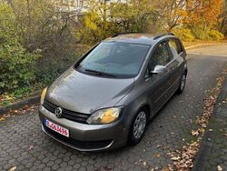Braun Gebraucht 2009 VW Golf Plus Van / Kleinbus | 2.790 € (Etwas zu teuer)
