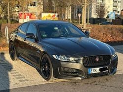 Grau Gebraucht 2016 Jaguar XE R-Sport Limousine | 13.499 € (Guter Preis)