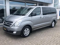 Silber Gebraucht 2015 Hyundai H-1 Comfort Van / Kleinbus | 18.500 € (Teuer)