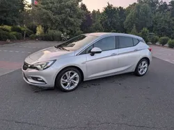 Silber Gebraucht 2018 Opel Astra Dynamic Limousine | 12.799 € (Fairer Preis)